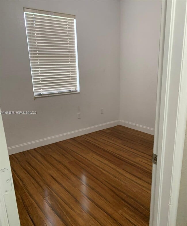 Foto del edificio - 10440 SW 228th Terrace