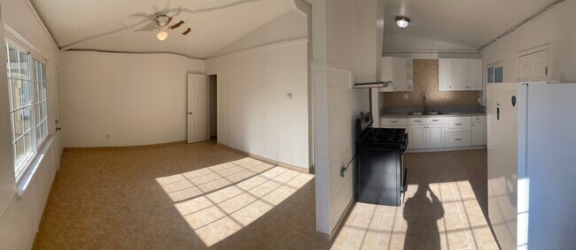 Foto del edificio - 10357 Bonita Ave