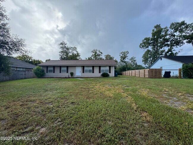 Foto del edificio - 5292 Julington Creek Rd