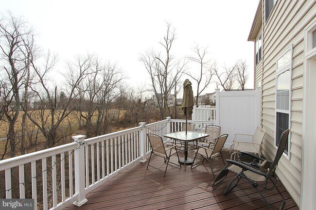 Foto del edificio - 2023 Crescent Moon Ct