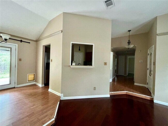 Foto del edificio - 16508 Framingham Cir
