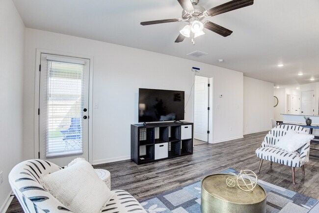 Building Photo - 514 Alex Jordan Dr.