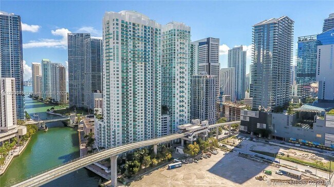 Foto del edificio - 41 SE 5th St