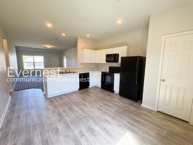 Foto del edificio - 2169 Bentwood Dr