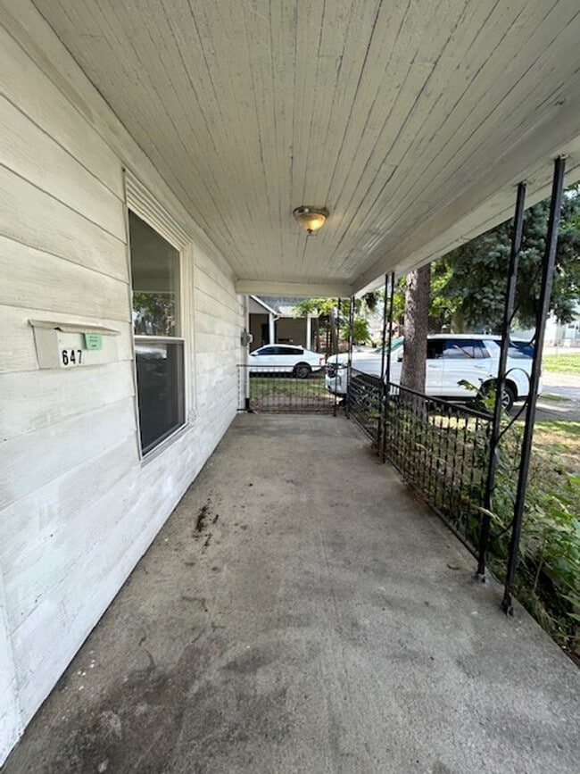 Building Photo - University Park 5BR/2BA—Walkable to UA, Fl...