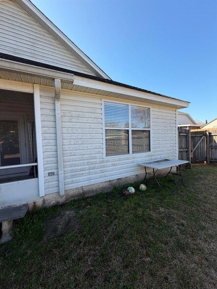 Foto del edificio - 4904 Park View Ct