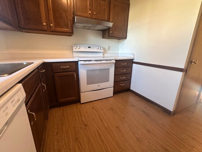 Foto del edificio - 8506 Izard St