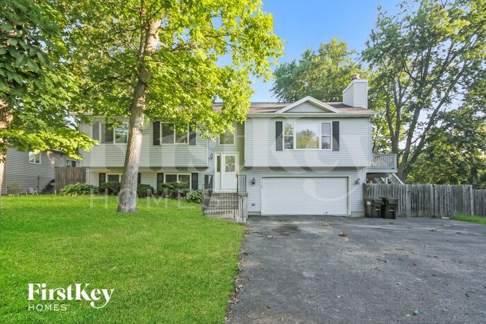 Primary Photo - 5096 Maple Hill Dr