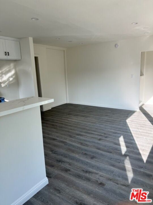 Building Photo - 6006-6006 1/2 W Pico Blvd