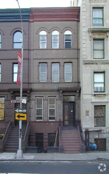 Primary Photo - 40 W 120th St