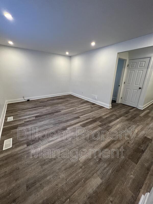 Photo du bâtiment - 786 Snelgrove Rd