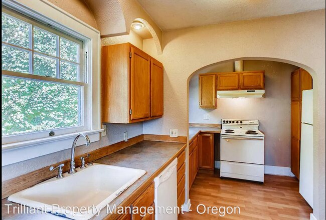 Building Photo - 3 br, 2 bath House - 2801 Front St NE