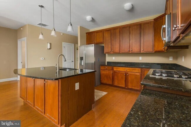 Kitchen - 968 Robbinsville Edinburg Rd