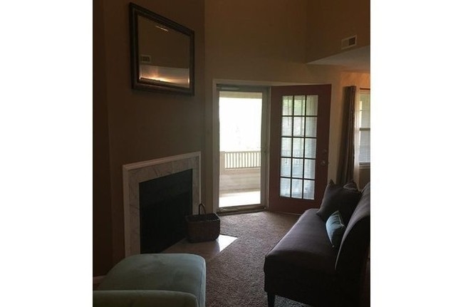 Building Photo - 251 Tavistock
