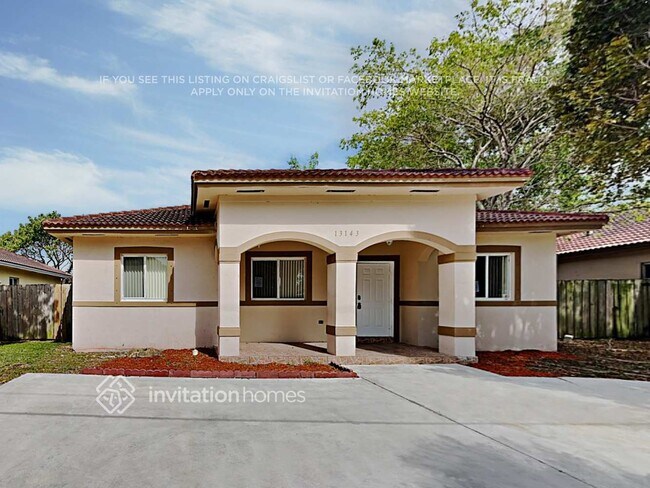 Building Photo - 13143 SW 256th St