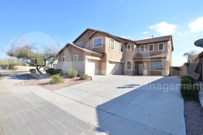 Foto del edificio - 4631 W Desert Ln