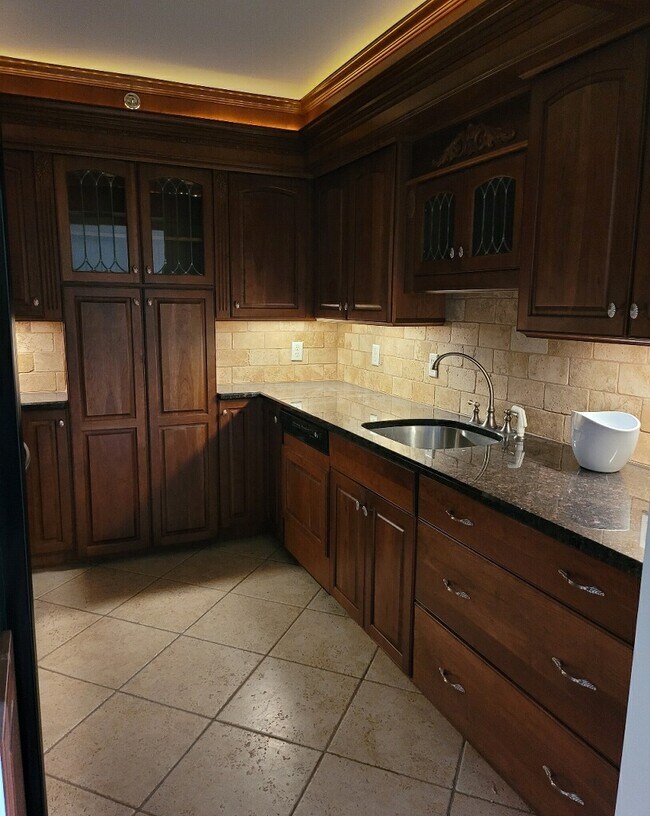 400 E Colonial Dr Unit 603, Orlando, FL 32803 Condo for Rent in