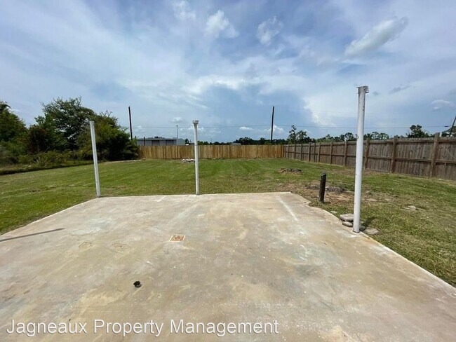 Foto del edificio - 3 br, 1 bath House - 1103 Texas St