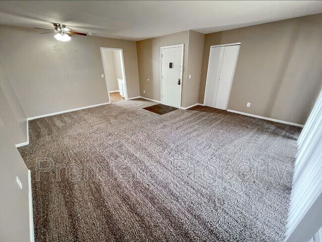 Building Photo - 8616 Countryshire Ln