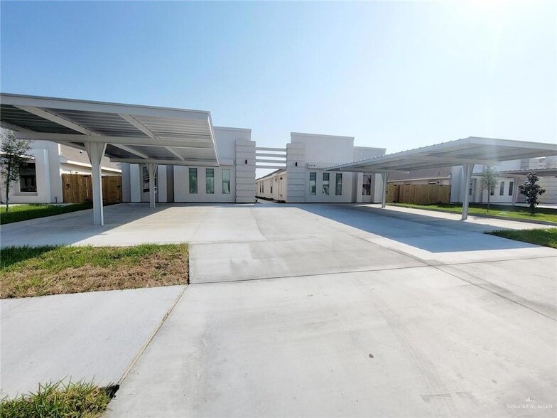 Primary Photo - 3808 Las Vistas Ln