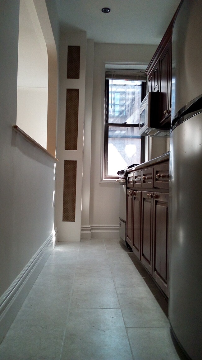 Building Photo - 125 Ocean Ave