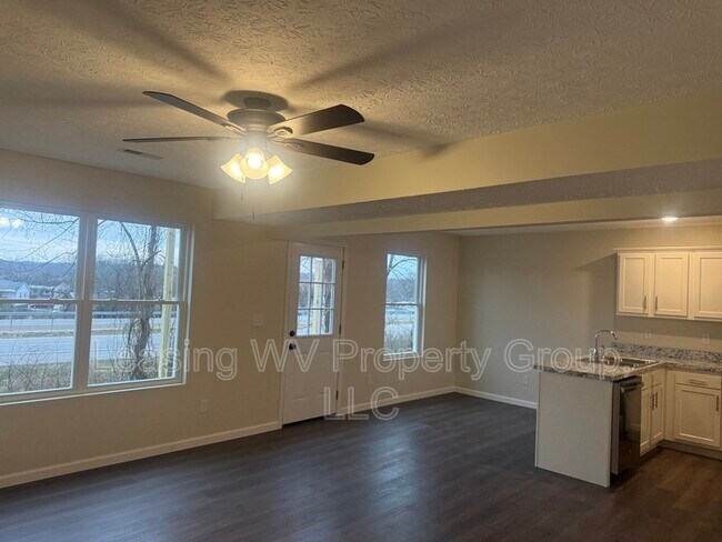 Foto del edificio - 67 Christian Ct