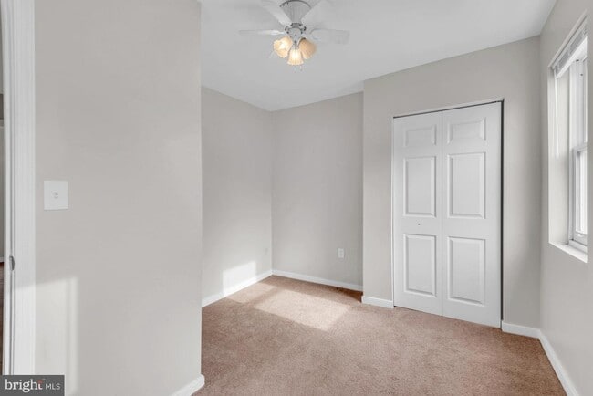 Building Photo - 210 W Read St