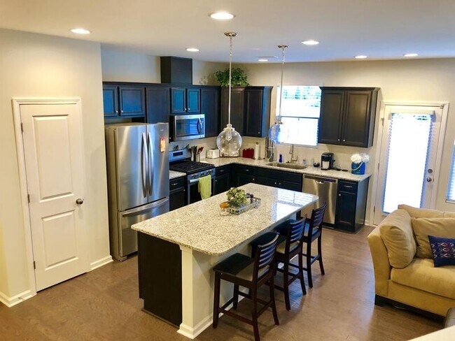 Foto del edificio - 705 Crimson Sage Ln