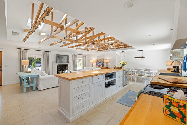 Foto del edificio - 425 10th Ave