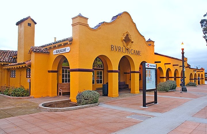 Easy walk to the Caltrain Station - 737 Lexington Way