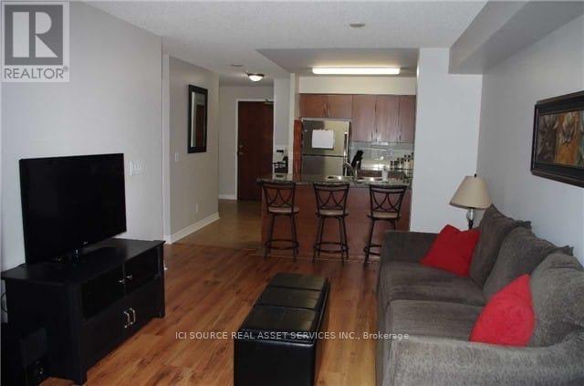 Photo du bâtiment - 5 Michael Power Pl