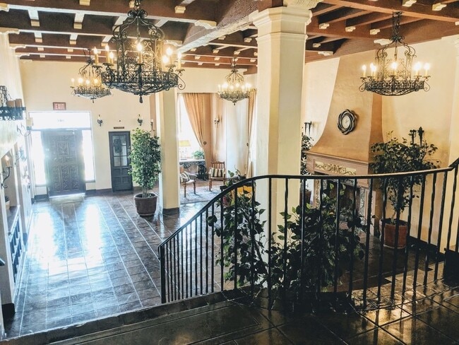 Interior Photo - CB Executive Residences, LLC