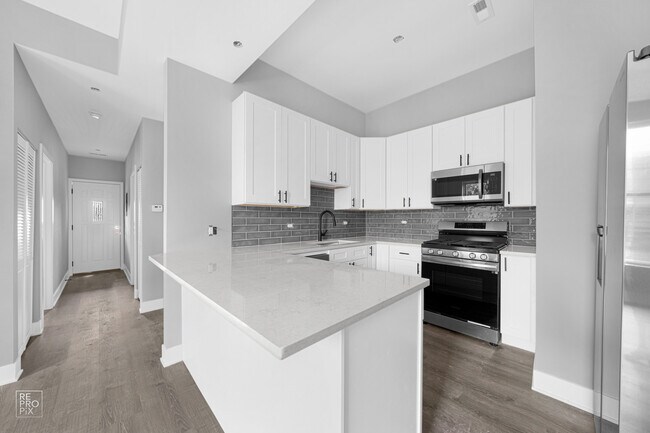 Foto del edificio - 1035 N Washtenaw Ave