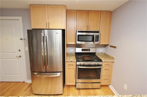 Foto del edificio - 20 Livingston Ave