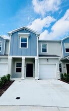 Building Photo - 2769 Skyline Lp