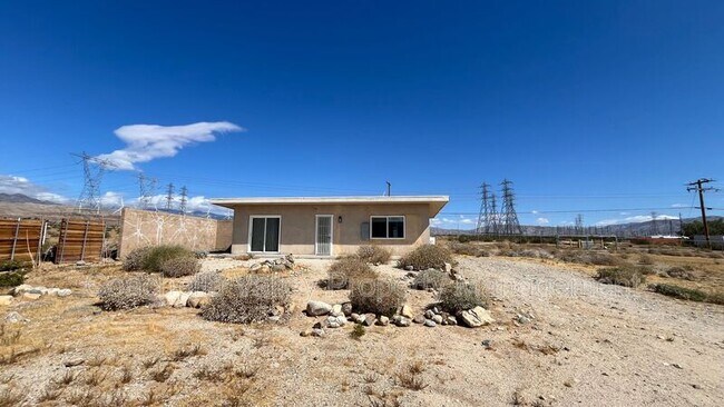 Foto del edificio - 61850 Sagebrush Rd