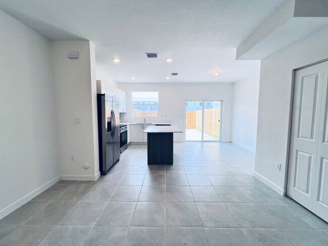 Foto del edificio - 17956 SW 358th St