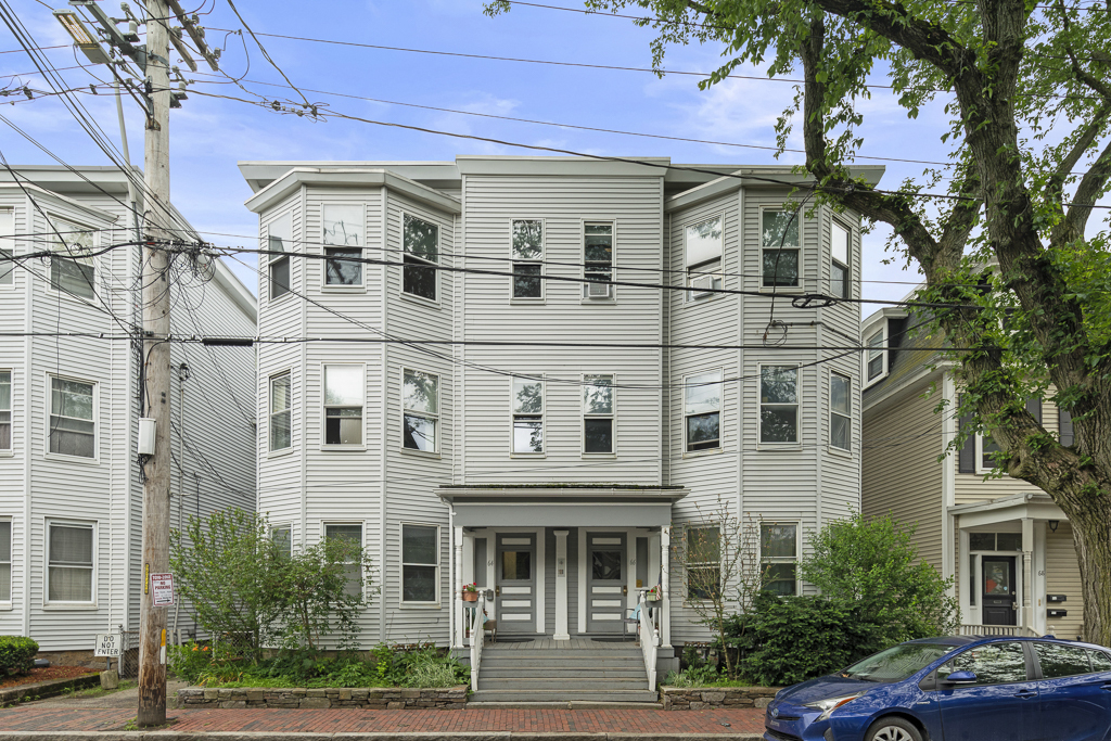 Foto principal - 64 Pleasant St