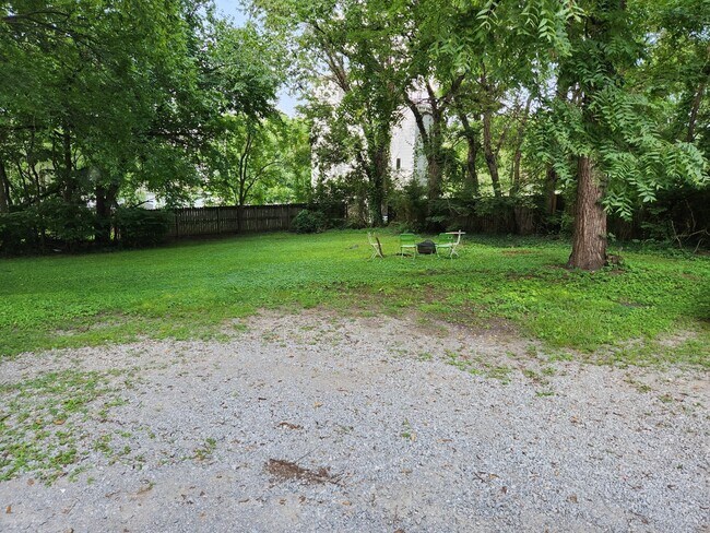 Foto del edificio - 2BR/1BA in Fantastic East Nashville Location!