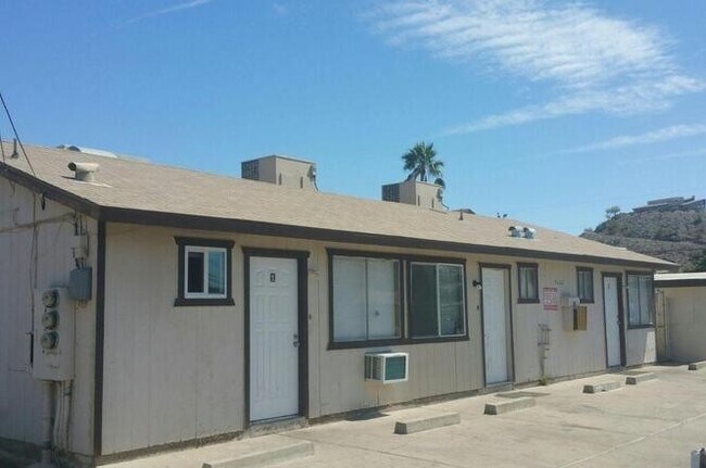 Building Photo - 9602 N 11th Ave
