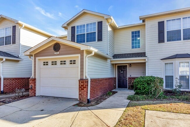 Building Photo - 512 Wingspan Way