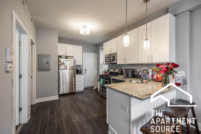 Building Photo - 1431 N Cleaver St