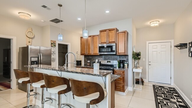 Building Photo - 7400 S Stony Island Ave