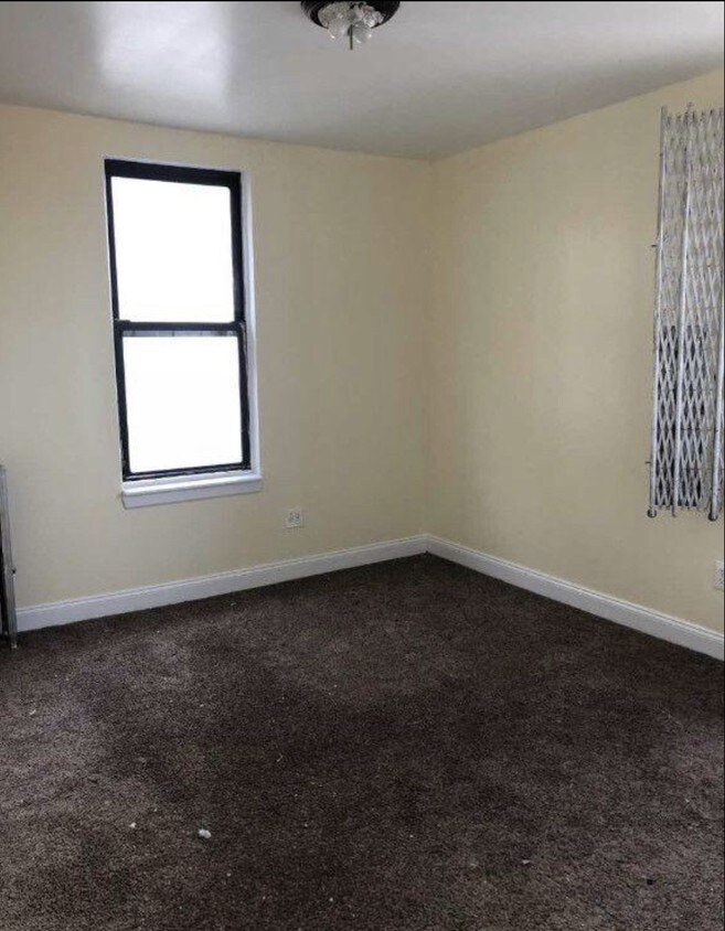 4441 Carpenter Ave, Bronx, NY 10470 House for Rent in Bronx, NY