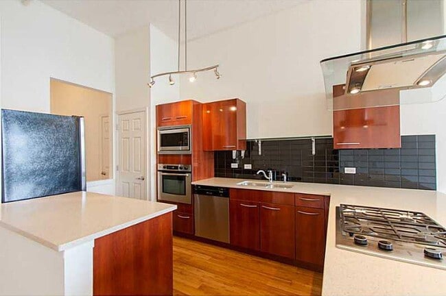 Photo - 3820 Roswell Rd NE Apartment