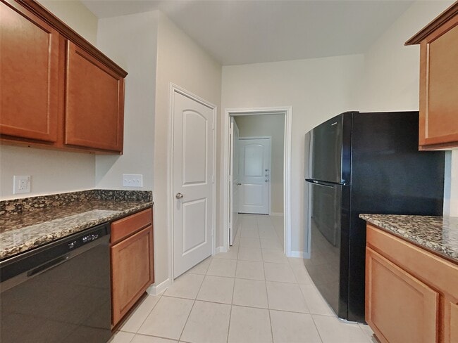 Building Photo - 692 Totem Trail Dr