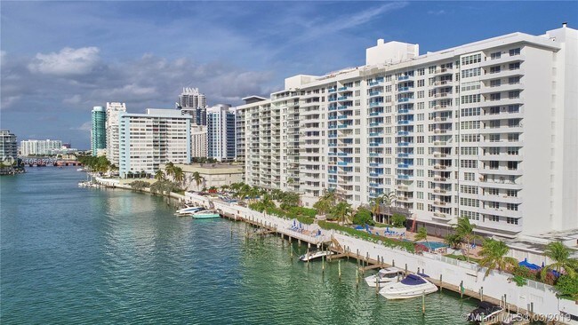 Building Photo - 5700 Collins Ave