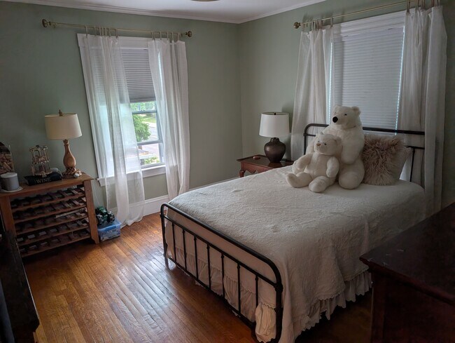 Bedroom 1 - 28 Boston Ave