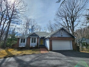 Building Photo - 4000 Laurel Park Hwy