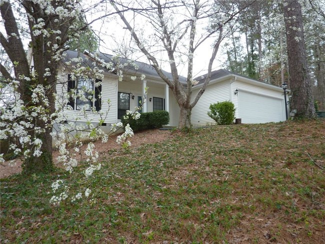 Building Photo - 104 Shorecrest Dr